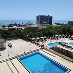 Europroperties Yalta דירה *
