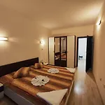 Europroperties Yalta * גולדן סנדס
