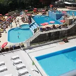 Europroperties Yalta * Golden Sands