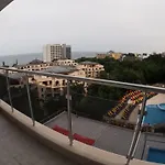 Appartamento Europroperties Yalta Golden Sands
