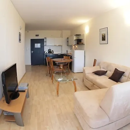 Europroperties Yalta * Golden Sands