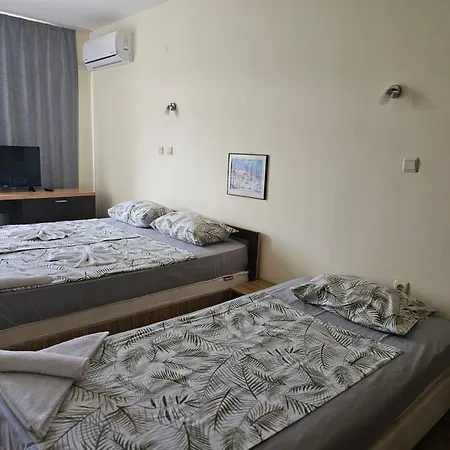 Europroperties Yalta * Zlate písky