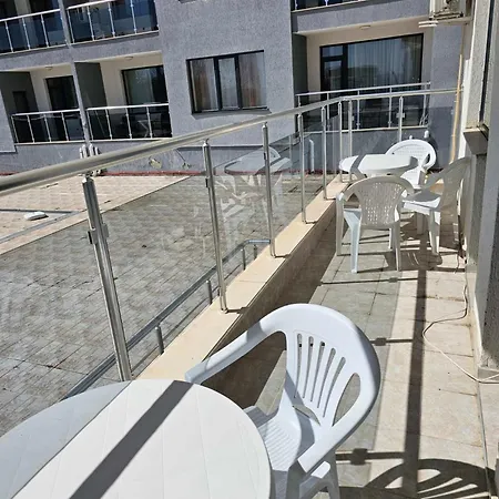 Europroperties Yalta 아파트 골든샌드