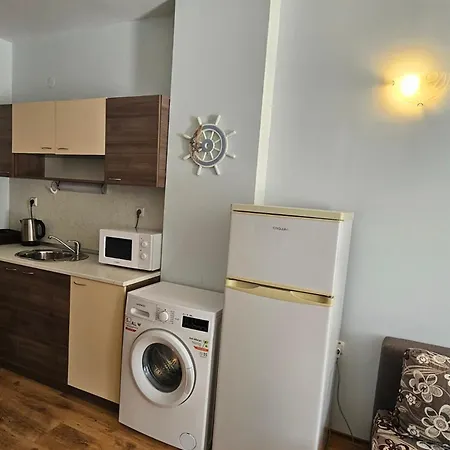 Europroperties Yalta 골든샌드