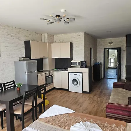 Europroperties Yalta Apartmán *