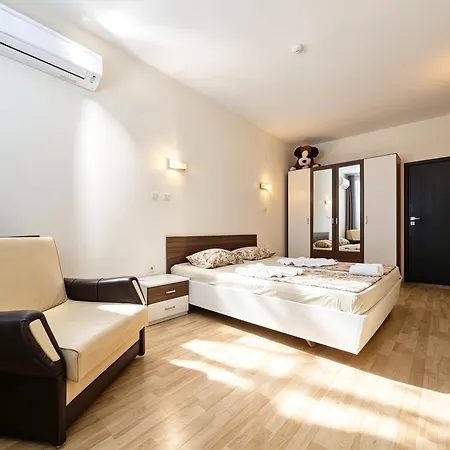 Europroperties Yalta Appartamento Golden Sands