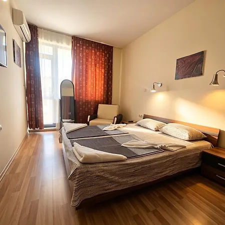 Appartamento Europroperties Yalta Golden Sands