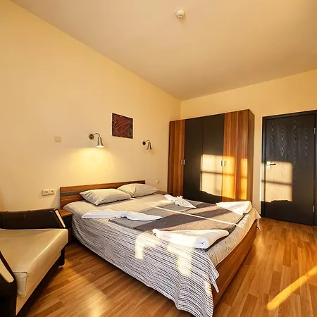 Europroperties Yalta Apartmán *