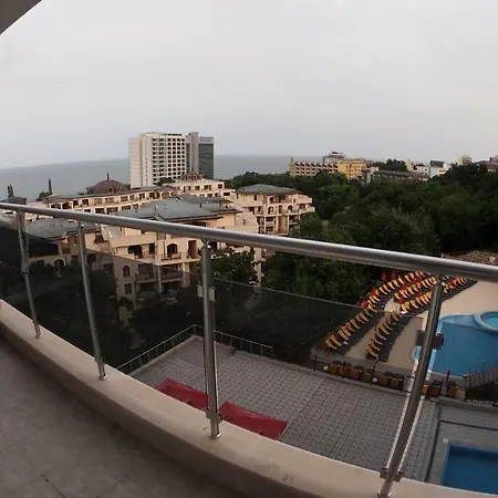 아파트 Europroperties Yalta 골든샌드